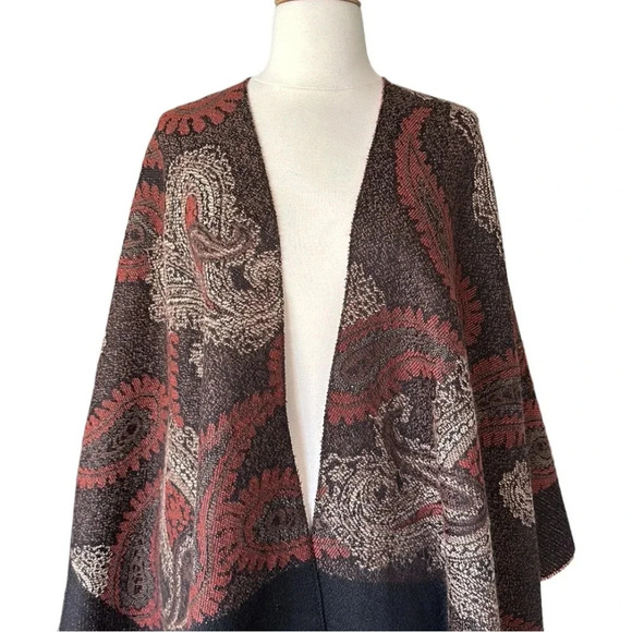 ESPRIT Knit Blanket Wrap Cape Paisley Fringe Bohemian, OS - Picture 3 of 16